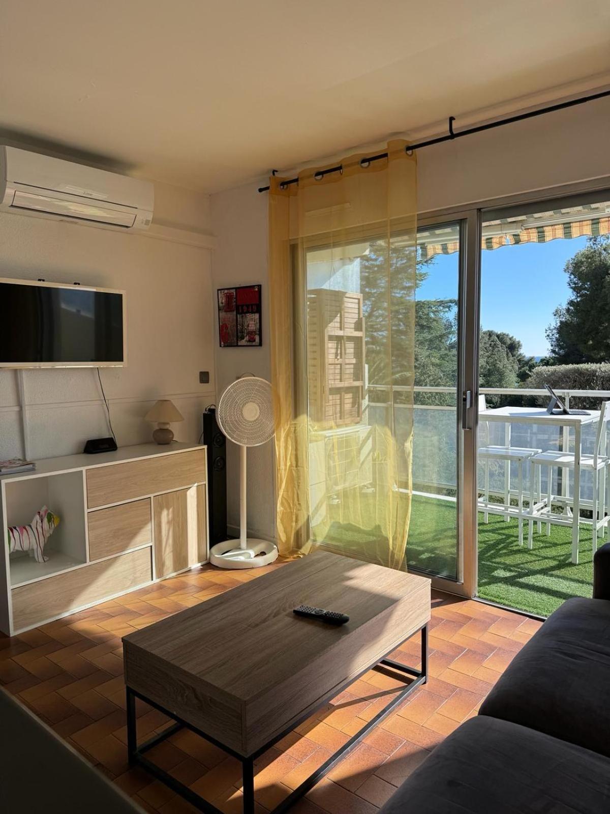 Beau Studio Climatise Face A La Mer La Ciotat Exterior foto