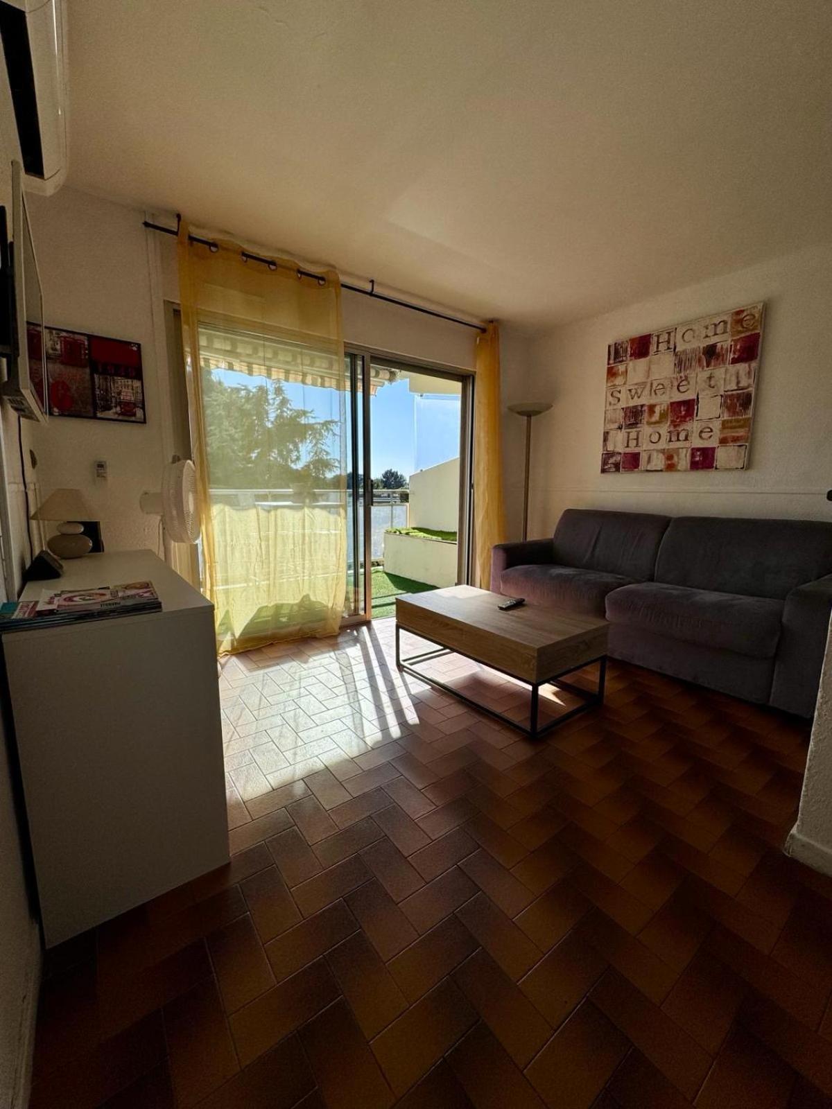 Beau Studio Climatise Face A La Mer La Ciotat Exterior foto