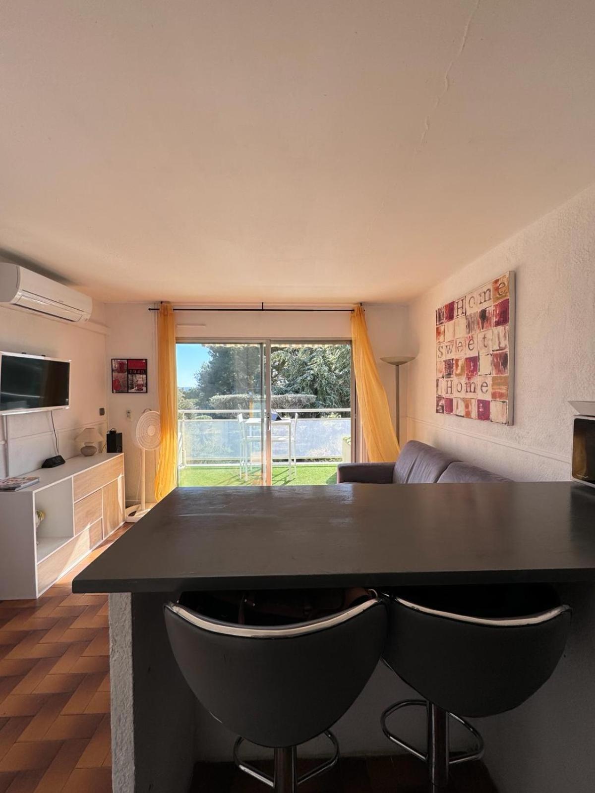Beau Studio Climatise Face A La Mer La Ciotat Exterior foto
